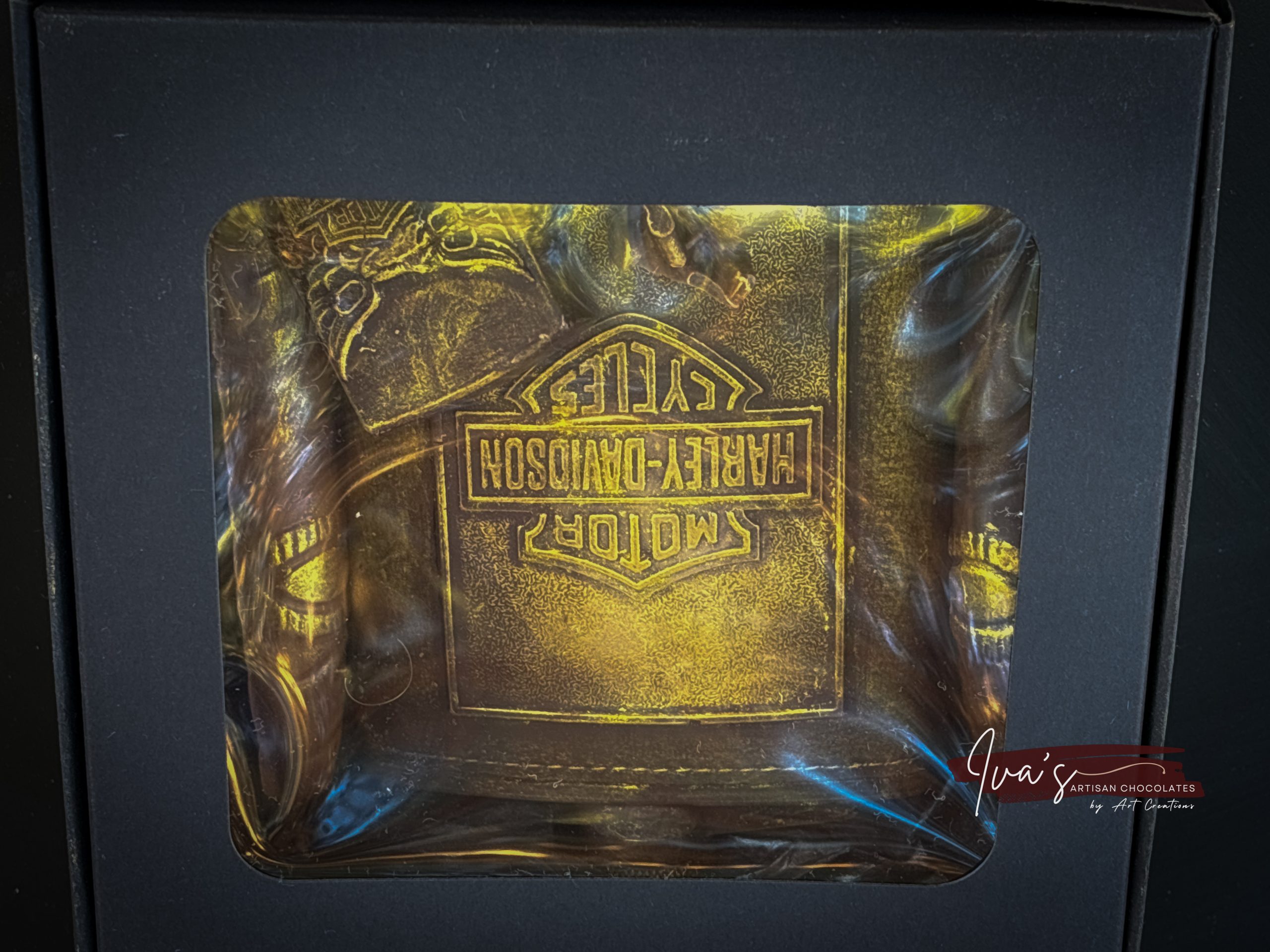 BORN TO BE WILD: THE HARLEY CHOCOLATE COLLECTION - Image 12